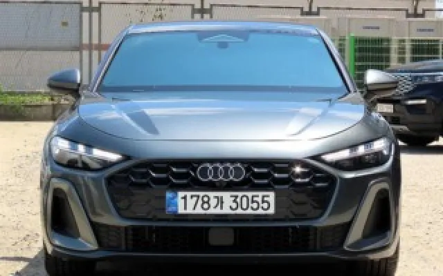 중고차마켓 A5 (B10) 40 TFSI 콰트로 S-라인 매물 사진 15 - 2025/12 7,454km