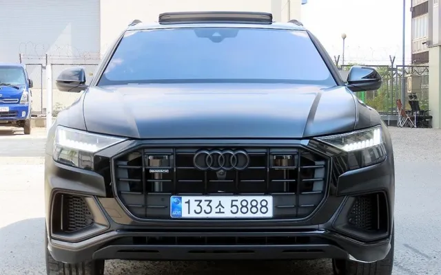 중고차마켓 Q8 55 TFSI 콰트로 프리미엄 매물 사진 18 - 2024/08 7,123km