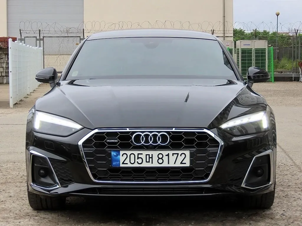 A5 (F5) 40 TFSI 콰트로 프리미엄 스포트백 매물 사진 11 - 2023년 3월 42,160km (중고차마켓)